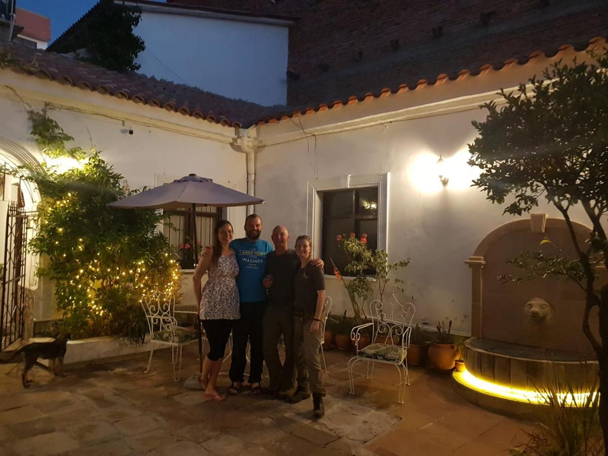 Hospedaje Ajayu Sucre Esterno foto