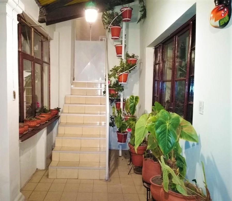 Hospedaje Ajayu Sucre Esterno foto